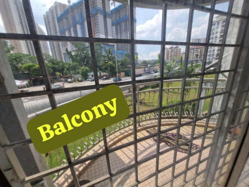 FOR SALE Tasik Heights Apartment Bandar Tasik Selatan, Kuala Lumpur, Low Level