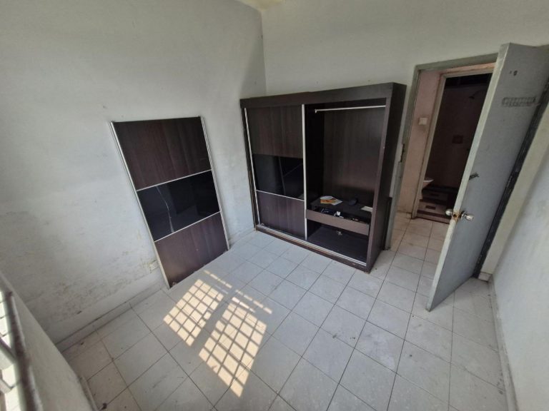 FOR SALE Tasik Heights Apartment Bandar Tasik Selatan, Kuala Lumpur, Low Level