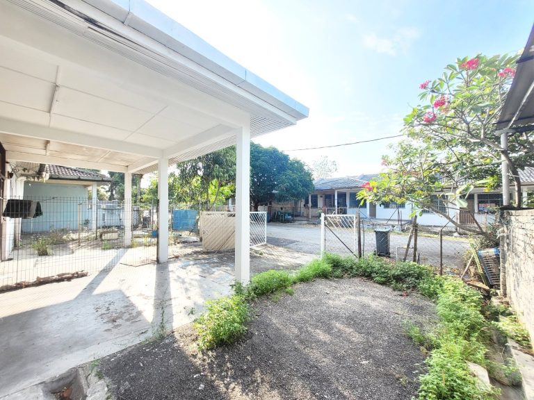 FOR SALE Single Storey Terrace @ Taman Desaria, Nilai – Refurbish