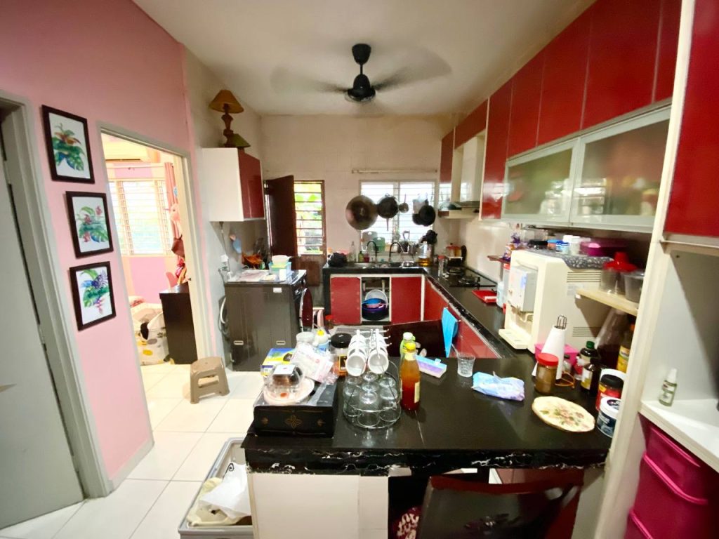 FOR SALE Single Storey Terrace 1 Taman Raja Tun Uda Semenyih