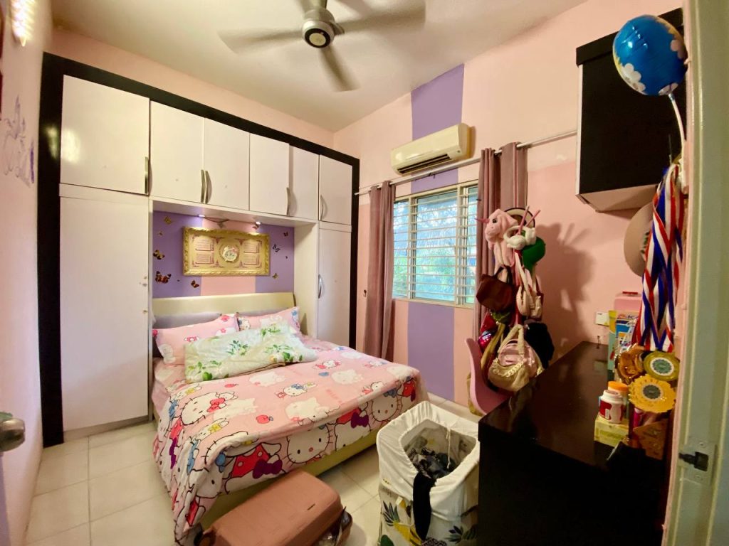 FOR SALE Single Storey Terrace 1 Taman Raja Tun Uda Semenyih