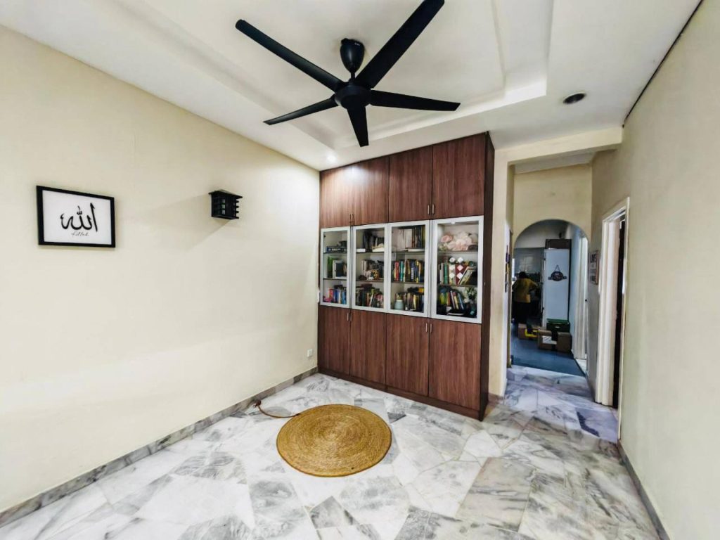 FOR SALE : Single Storey Taman Kinrara Seksyen 5, Puchong