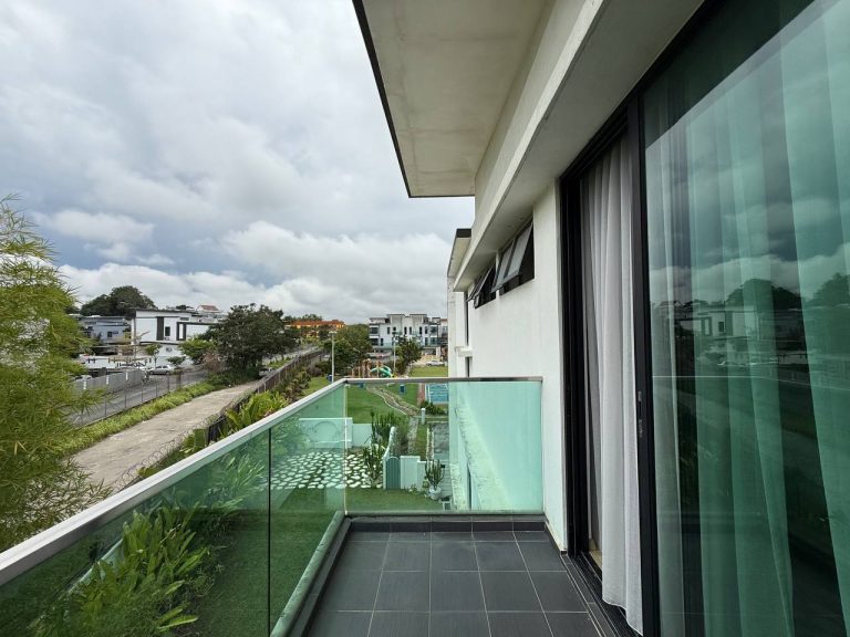 Beautiful Santorini-Themed Corner 3 Storey Semi-D Taman Villa Perdana, Kajang