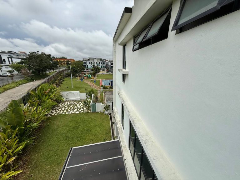 Beautiful Santorini-Themed Corner 3 Storey Semi-D Taman Villa Perdana, Kajang