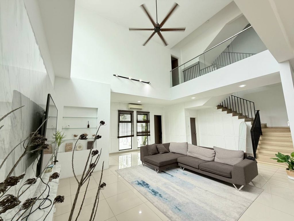 Beautiful Santorini-Themed Corner 3 Storey Semi-D Taman Villa Perdana, Kajang