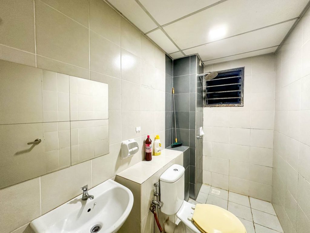 Apartment Seruling, Bandar Bukit Raja, Klang