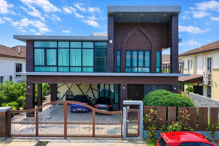Bungalow — FOR SALE | Double Storey Bungalow Saujana Villa, Kajang