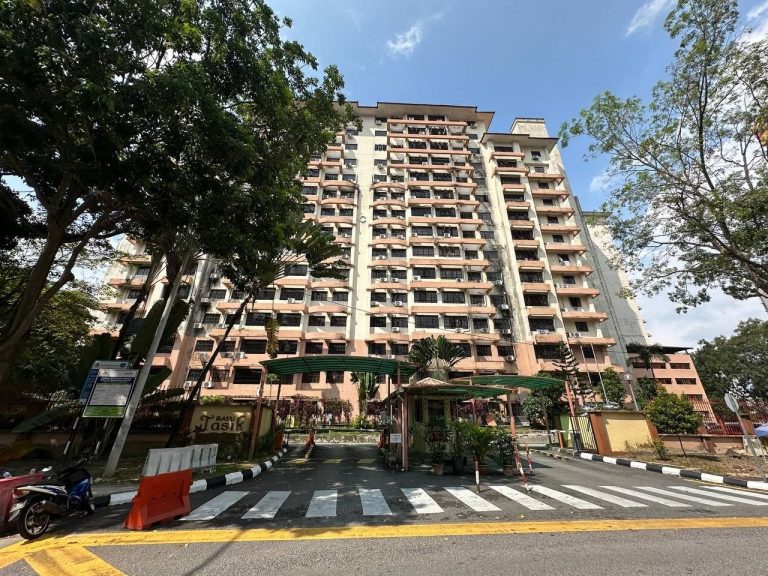 Bayu Tasik 1 Condominium Bandar Sri Permaisuri KL