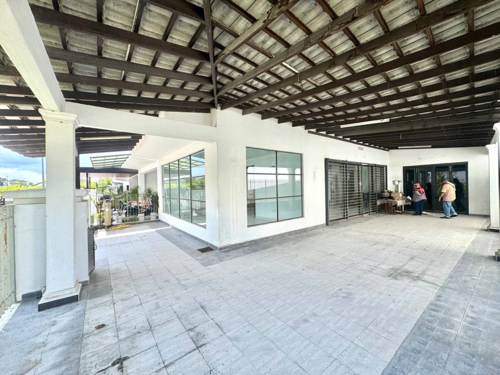 FOR SALE – End Lot | 2 Storey Terrace Taman Desa Budiman, Sungai Long, Kajang