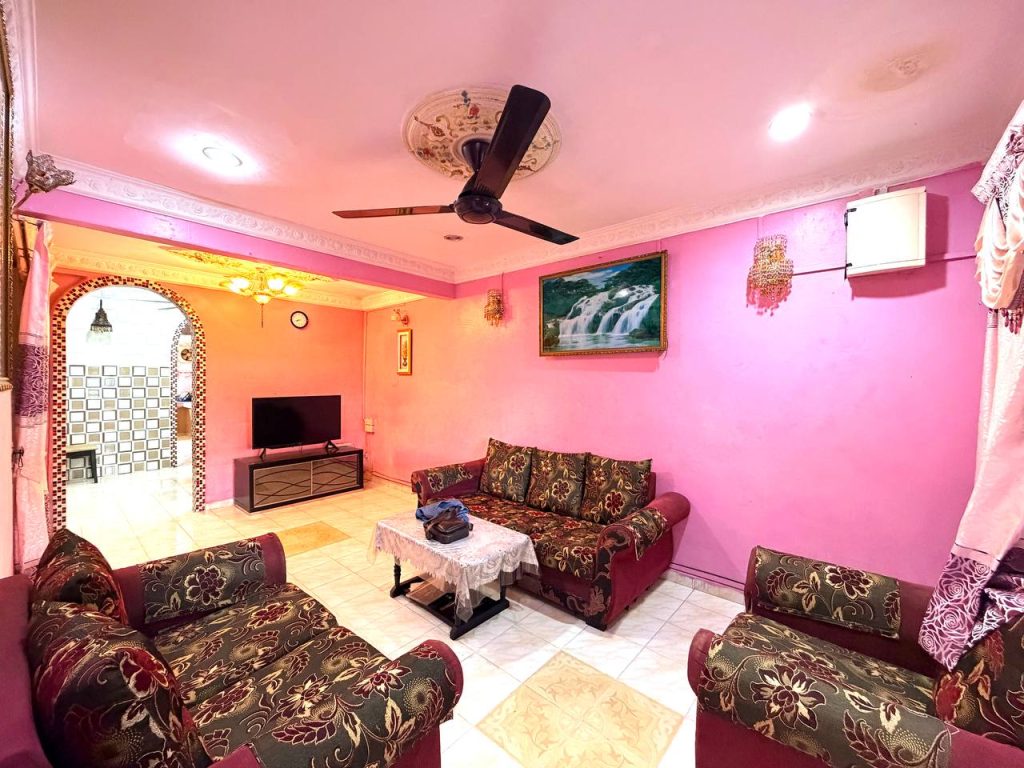 SINGLE STOREY TERRACE INTERMEDIATE HOUSE TAMAN SERI TIMAH BALAKONG