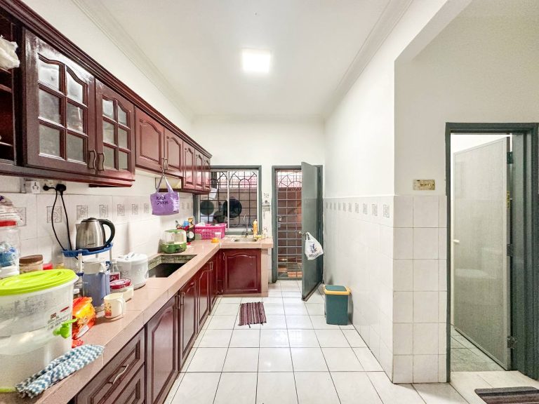 Double Storey Terrace House Taman Sri Haneco, Semenyih