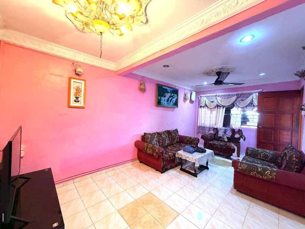SINGLE STOREY TERRACE INTERMEDIATE HOUSE TAMAN SERI TIMAH BALAKONG