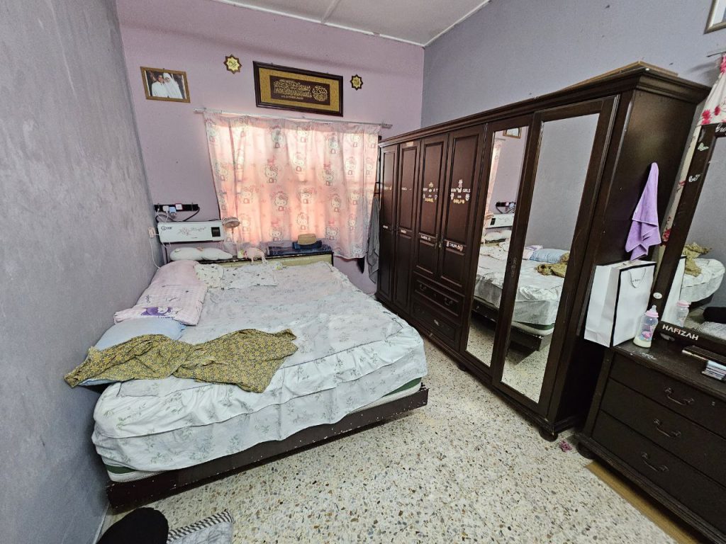 Single Storey Terrace — Taman Bukit Mewah, Kajang
