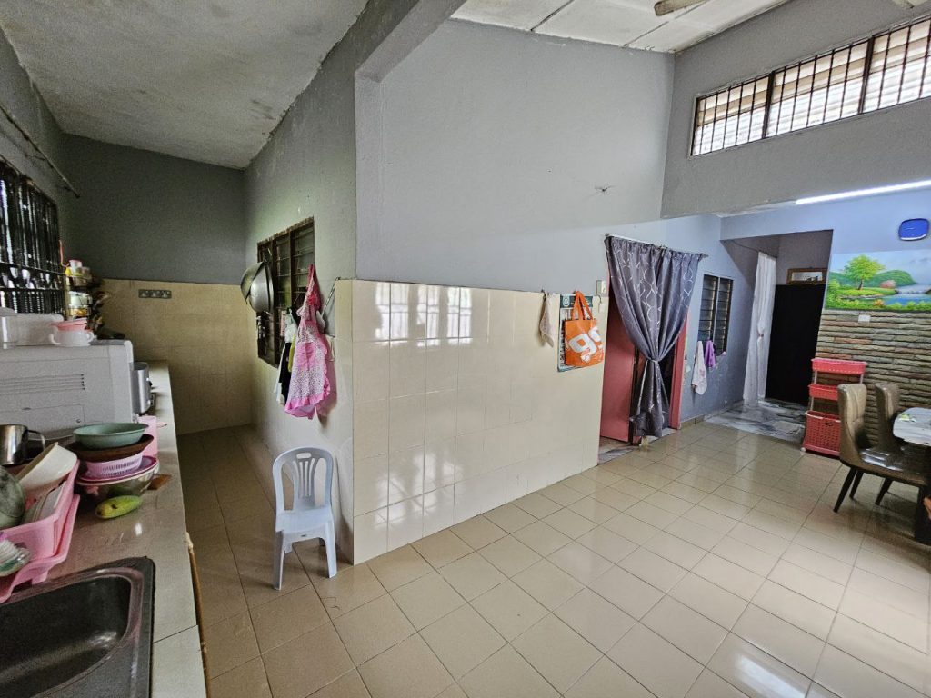 Single Storey Terrace — Taman Bukit Mewah, Kajang