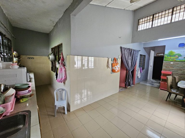 Single Storey Terrace — Taman Bukit Mewah, Kajang
