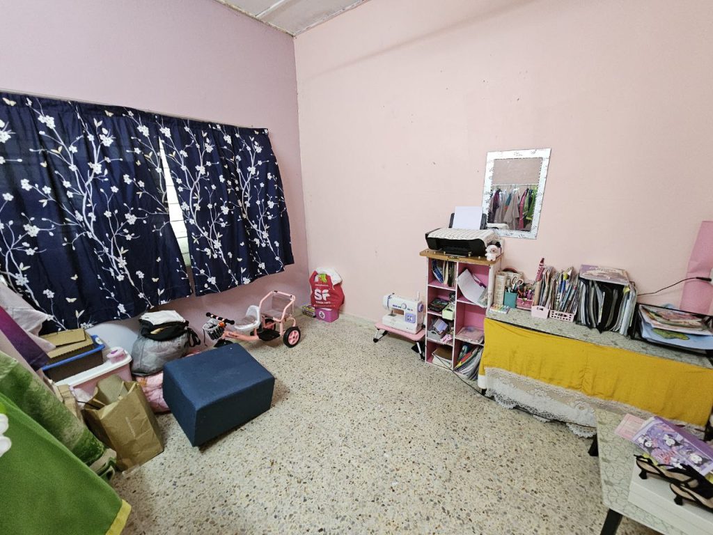 Single Storey Terrace — Taman Bukit Mewah, Kajang