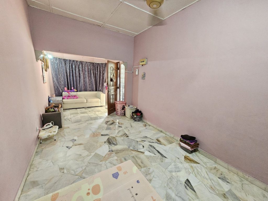 Single Storey Terrace — Taman Bukit Mewah, Kajang