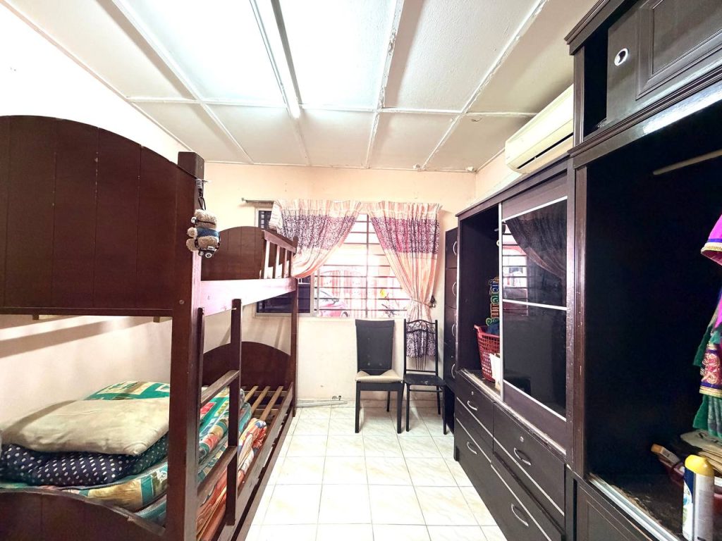 SINGLE STOREY TERRACE INTERMEDIATE HOUSE TAMAN SERI TIMAH BALAKONG