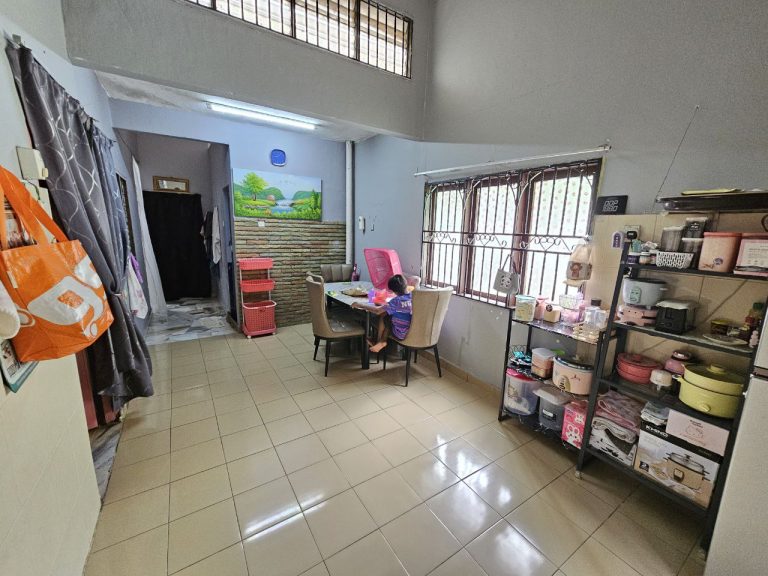 Single Storey Terrace — Taman Bukit Mewah, Kajang